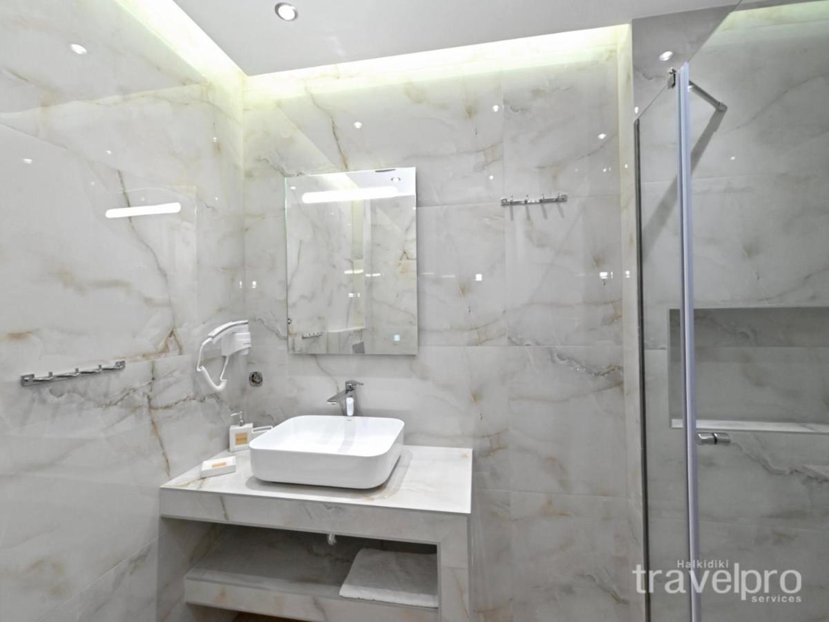Sabbia Apartments Seafront By Rentalspro Services - Nea Moudania Halkidiki Exterior foto